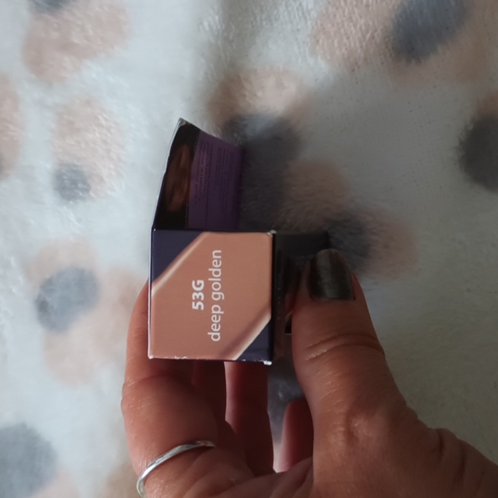 Trial Size Tarte Face Tape Foundation - Picture 4 of 4